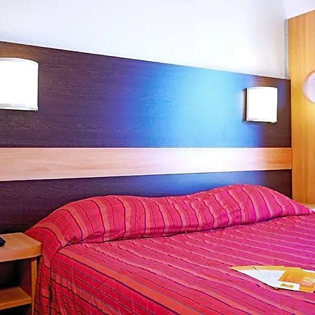 Premiere Classe Ouen L'aumone Hotel *